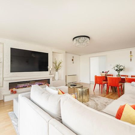 The View Greenwich - Luxury River Thames Apartment ロンドン エクステリア 写真